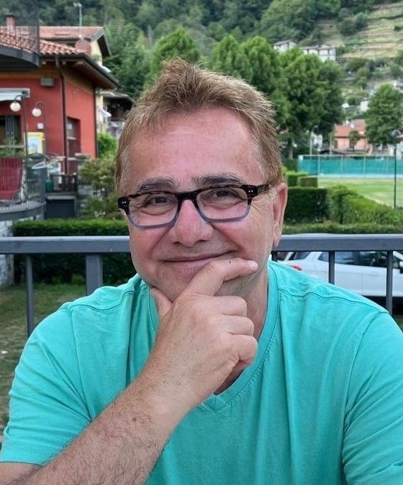 Portrait von  Dr. Farhad Golafra